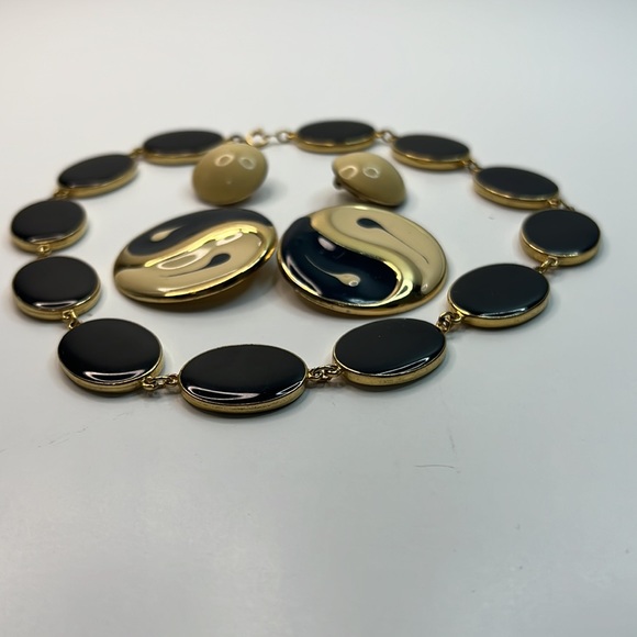 Vintage Cream Black Two Sided Necklace with Clip and Pierced Earrings Lot - Picture 10 of 16